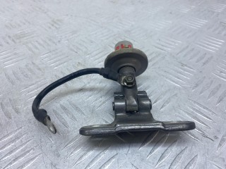 петля крышки багажника левая, Land Rover Discovery 3 поколение 2004-2009