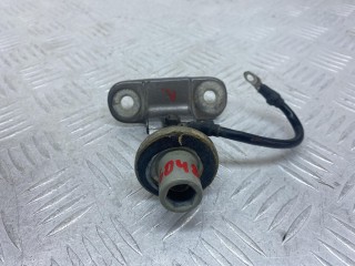 петля крышки багажника левая, Land Rover Discovery 3 поколение 2004-2009