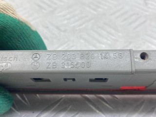 дополнительный стоп-сигнал, ориг. номер ZB2038201456, ZB315400, Mercedes-Benz C W203 [рестайлинг] 2004-2008