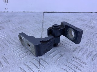 петля двери задней правой, Volkswagen Touran 1 поколение 2003-2006