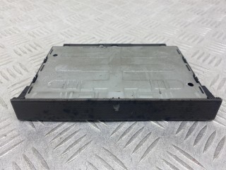 подстаканник центральный Volkswagen Bora 1 поколение 1998-2005, левый руль, 1J0858601D
