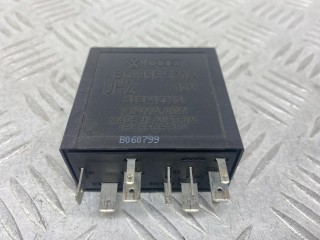 реле стеклоочистителей (дворников), ориг. номер 4B0955531A, Skoda Octavia 1 поколение 1996-2000