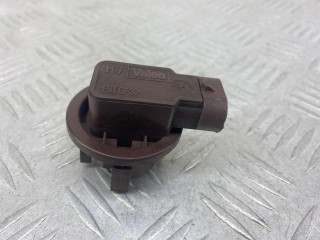 патрон фары правой Opel Zafira A [рестайлинг] 2003-2006