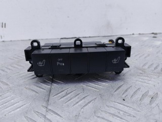 кнопка обогрева сидений передняя, ориг. номер 1698209010, Mercedes-Benz B W245 2005-2008