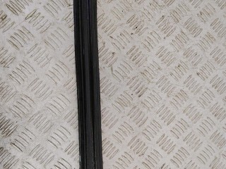 распорка стоек, ориг. номер A2136280124, Mercedes-Benz E W213 2016-2021