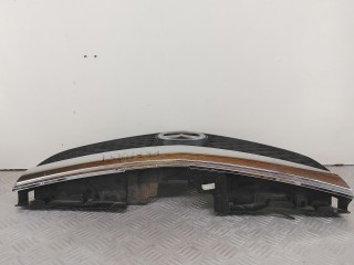 решетка радиатора, Mazda Premacy 1 поколение [рестайлинг] 2001-2005