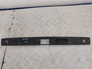 накладка крышки багажника Mercedes-Benz E W211, A2117500193