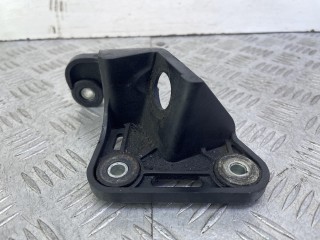 Кронштейн крепления троса КПП Skoda Octavia 2 поколение 2004-2009, 1K0711789J