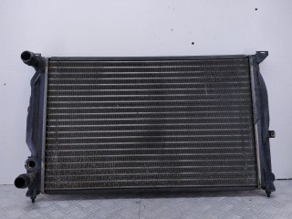 радиатор основной Audi A4 B5 1994-1999, AHL, 1.6 л, 8D0121251Q