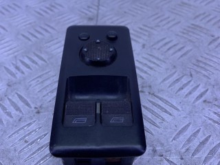 кнопка стеклоподъемника двери передней левой Volkswagen Caravelle T4 1991-2003, левый руль, 7D0959565