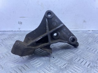 кронштейн коробки (балка кпп) Opel Vectra B 1995-2000, 90497583