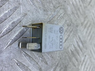 реле (прочие) Volkswagen Passat B6 2005-2010, 1K0951253
