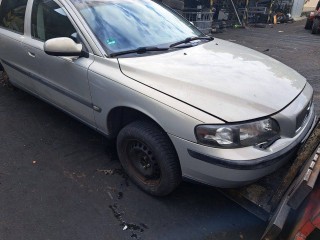 Volvo V70 2 поколение 2001г. 2.4 л., B 5244 T3 - фото №3