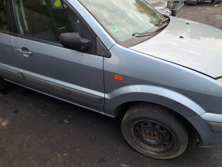 Ford Fusion 1 поколение 2002-2005 - фото №1