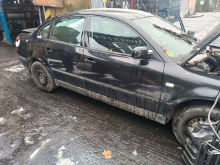 Volkswagen Passat B5 2000г. 1.9 л. - фото №1