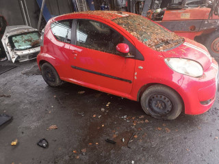 Citroen C1 1 поколение 2005-2008 1.0 л., CFA (384F) - фото №1