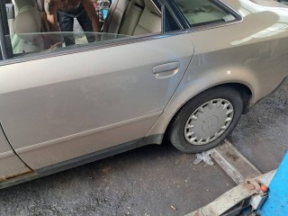 Audi A6 C5 1997-2001 1.8 л., AJP - фото №2