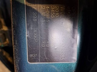 Opel Zafira A [рестайлинг] 2004г. 2.2 л., Z 22 SE - фото №3