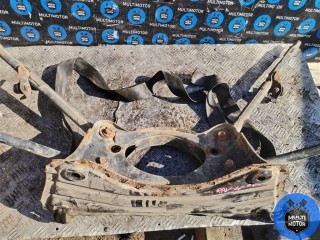 Балка подвески задняя, Toyota RAV4 2003-2005