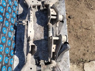 Балка подвески задняя, Nissan X-Trail 2004-2007