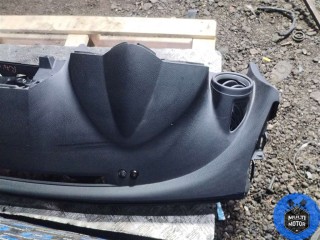 Панель передняя салона (торпедо), Toyota RAV4 2005-2008