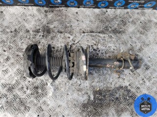 Стойка передняя правая Renault Scenic 1999-2003