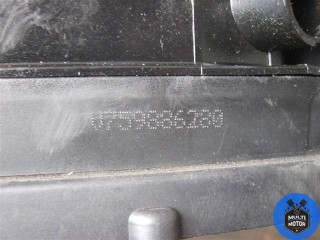 Клапанная крышка, Peugeot 3008 2009-2013
