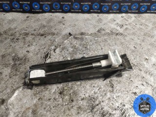 Домкрат, ориг. номер 6R0011031K, Skoda Rapid 2012-2017