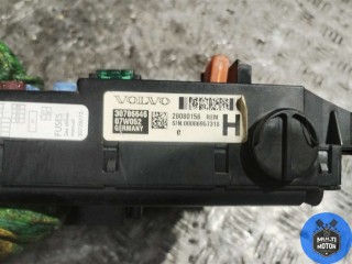 Блок предохранителей, ориг. номер 30786646, Volvo XC90 2006-2014