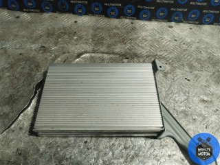 Усилитель музыкальный, ориг. номер 862800W240, Toyota Prius 2005-2011