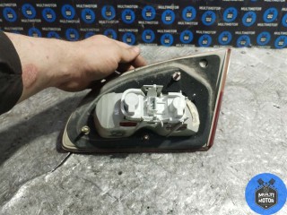 Фонарь крышки багажника левый, Toyota Avensis 2000-2003