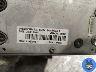 Блок предохранителей, ориг. номер 04869001AJ, Chrysler Voyager 2000-2004