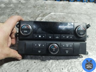 Блок управления печки/климат-контроля, ориг. номер P55111918AC, Chrysler Voyager 2007-2010