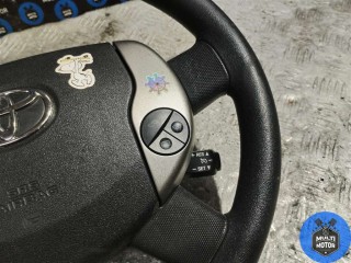 Руль, Toyota Prius 2005-2011