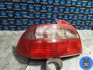 Фонарь задний левый, Toyota Avensis 2000-2003