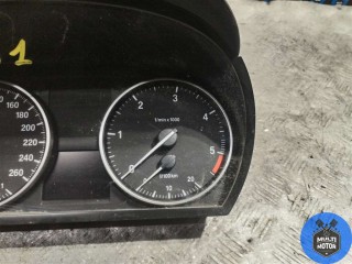 Щиток приборов (приборная панель), ориг. номер 9220963, BMW 3 2006-2010