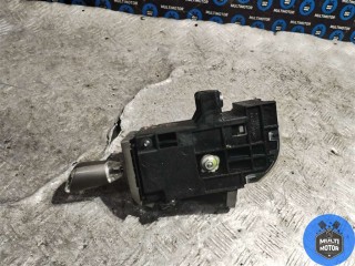 Кулиса, Toyota Prius 2005-2011