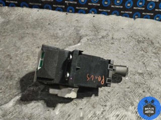 Кулиса, Toyota Prius 2005-2011