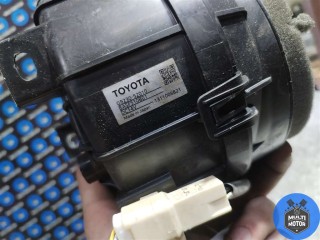 Вентилятор охлаждения батареи, ориг. номер G923052010, Toyota Yaris 2010-2014