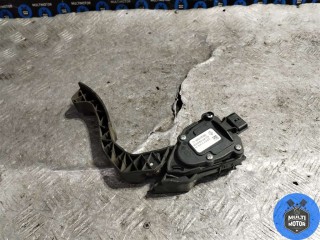Педаль газа, ориг. номер 180022703R, Renault Sandero Stepway 2013-2018