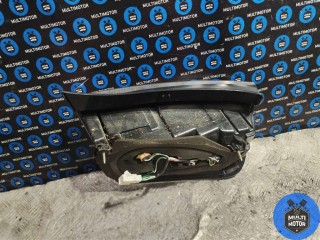 Фонарь задний левый, Toyota Prius 2005-2011