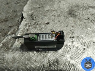 Разъем AUX / USB, ориг. номер 575035736, Seat Leon 2016-2020