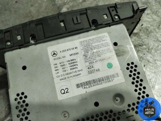 Магнитола, ориг. номер A2038700589, Mercedes C W203 2004-2008