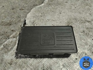 Беспроводное зарядное устройство, ориг. номер 81A035502, Seat Leon 2016-2020
