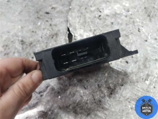 Преобразователь напряжения, ориг. номер PE0318572, Mazda CX5 2011-2015