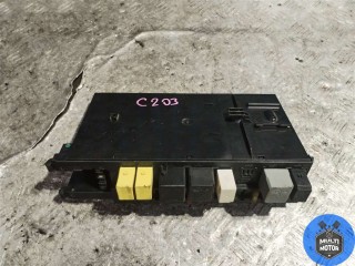 Блок предохранителей, ориг. номер 2035453701, Mercedes C W203 2000-2004