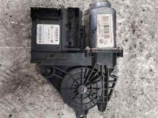 Моторчик стеклоподъемника передний левый, ориг. номер 1K0959793J, Volkswagen Caddy 2004-2010