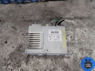 Блок радио, ориг. номер 9818777680, Opel Combo 201-2024