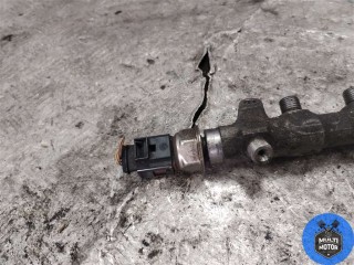 Топливная рампа, ориг. номер 057130764H, Volkswagen Passat 2011-2015