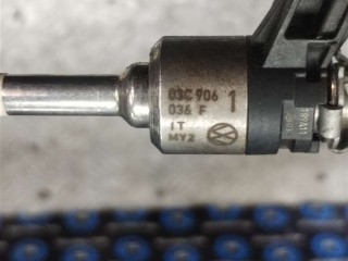 Форсунка, ориг. номер 03C906036F, Volkswagen Golf 2008-2012